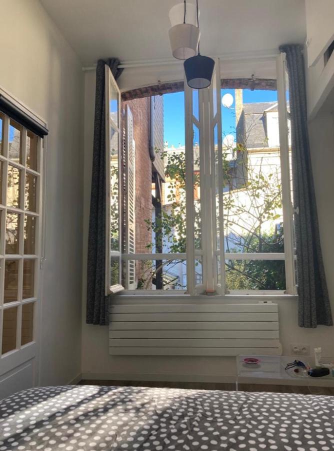 Comme Une Maison, Duplex Terrasse Hypercentre De Trouville Exterior photo